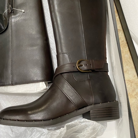 Inc knee high boots size 5.5. New in box - Picture 6 of 7